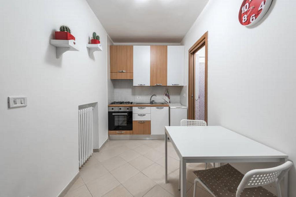 Al Cortile Apartment Bari Exterior photo